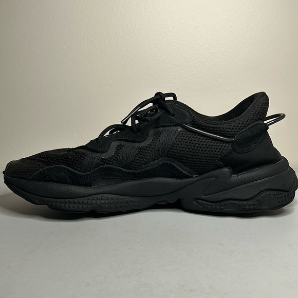 Adidas Ozweego Core All Black Carbon Mesh Mens Shoes US Size 10.5 - Picture 3 of 12